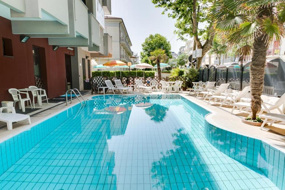 Hotel Giglio Rimini Eksteriør billede